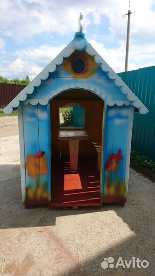 Домик кукольный