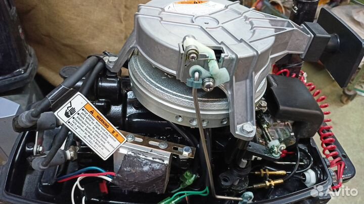 Лодочный мотор Тохатсу 9.8