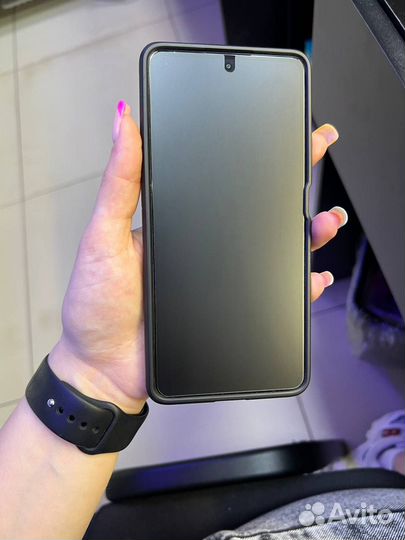 Защитная гидрогелевая пленка на любое устройство