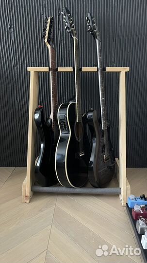 Стойка для 3 гитар