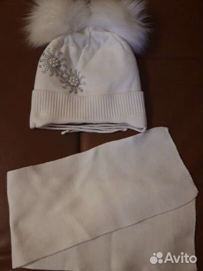 Шапка и шарф для девочки