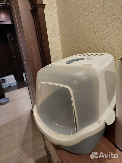 Закрытый лоток для кошки