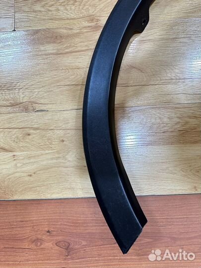 Расширитель заднего правого крыла Toyota Rav 4