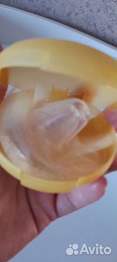 Накладки на грудь medela