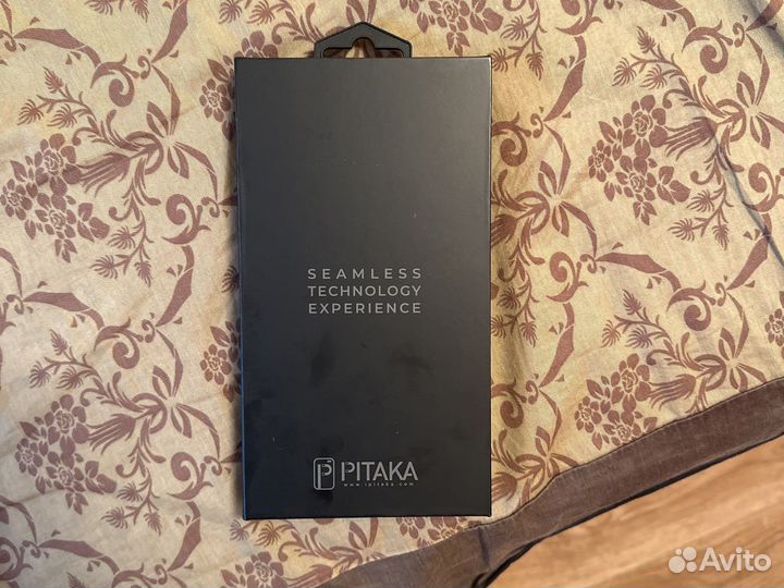 Продаю оригинальный чехол Pitaka на iPhone 11 pro