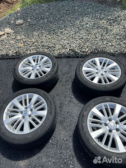 Колеса в сборе летние r17 215