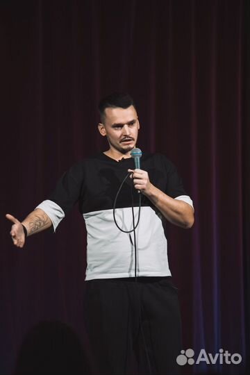 Стендап комик, автор, актёр, ведущий