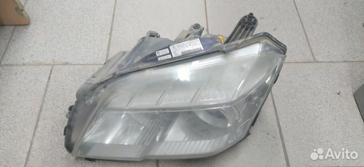 Mercedes GLK X204 W204 фара левая ксенон дефект