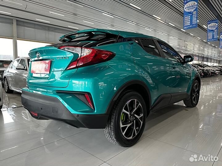 Toyota C-HR 2.0 CVT, 2020, 30 000 км