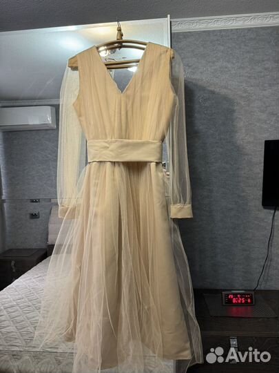 Вечернее платье