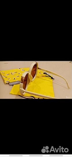 Новые солнцезащитные очки