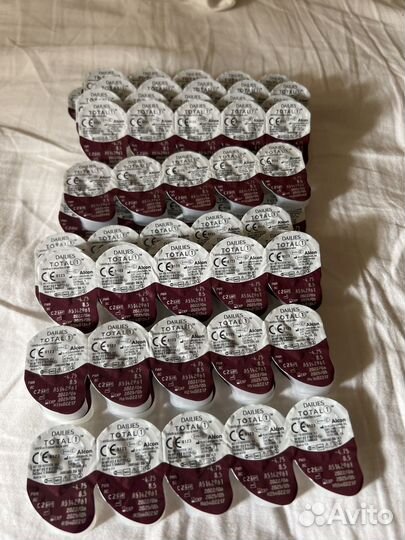 Линзы однодневные dailies total -4.75 (70 штук)