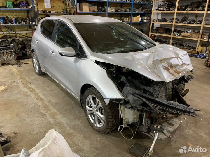 Кузов Kia ceed 2 JD разбор