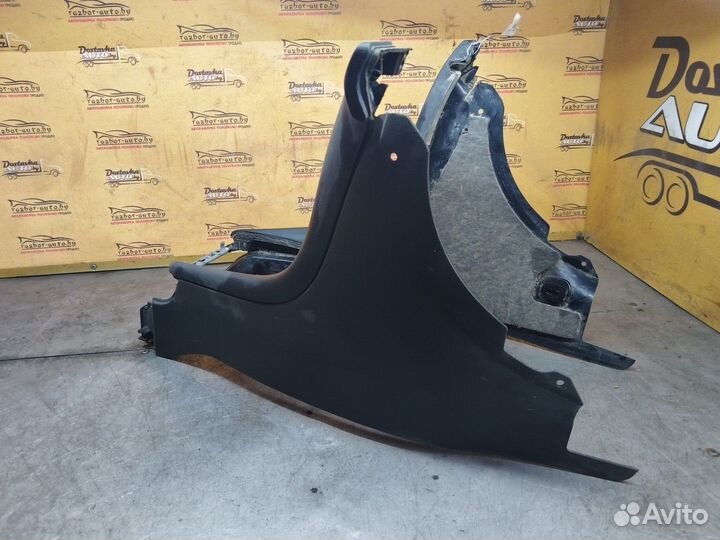 Консоль салона (кулисная часть) Audi A6 C5 (1997—2001) RM1ULN