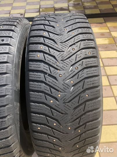 Kumho WinterCraft Ice WI31 215/60 R16 99T