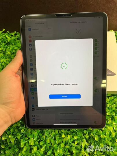 iPad pro 11 2018 256gb wifi + smart keaboard folio