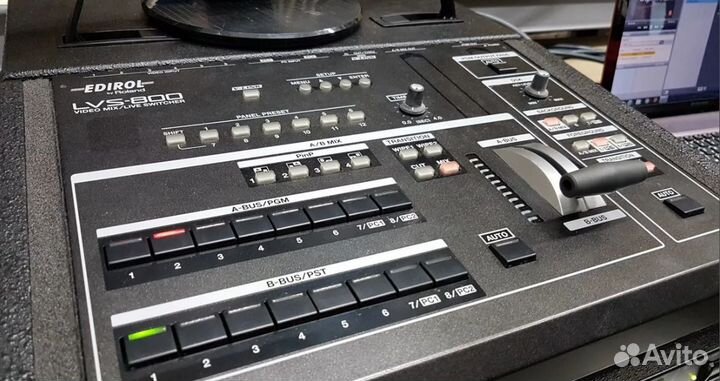 Roland Edirol LVS-800 Video Mix видеомикшер