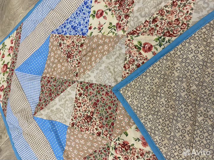 Лоскутное одеяло ручной работы детское