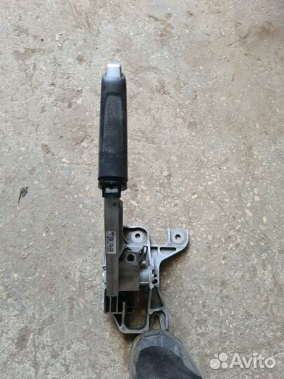 Рычаг стояночного тормоза Ford Focus 3 1.6 2013