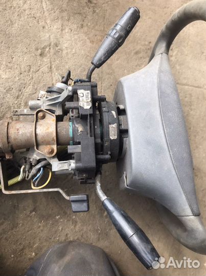 Suzuki Baleno подрулевые переключатели