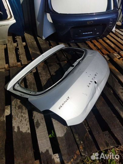 Крышка багажника Renault Sandero 2 14-22