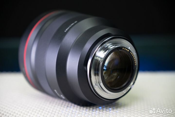 Объектив Canon RF 85mm f/1.2 L USM