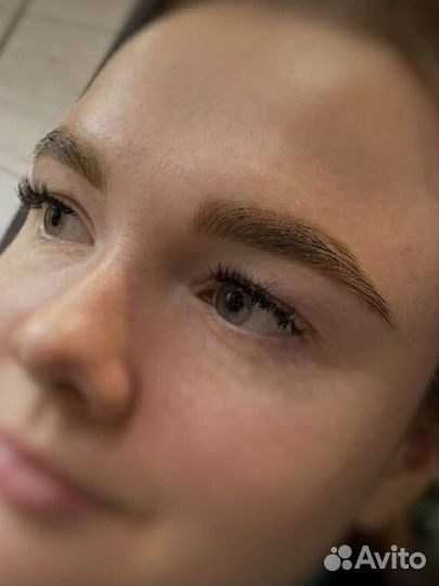 Ламинирование ресниц и оформление бровей