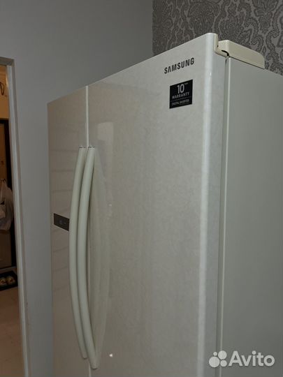 Холодильник Samsung RS54N3003EF