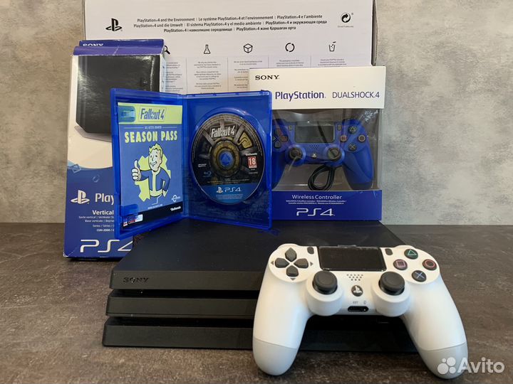 Sony PlayStation 4 PRO + 550 игр