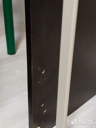 Детская кроватка с маятником и ящиком