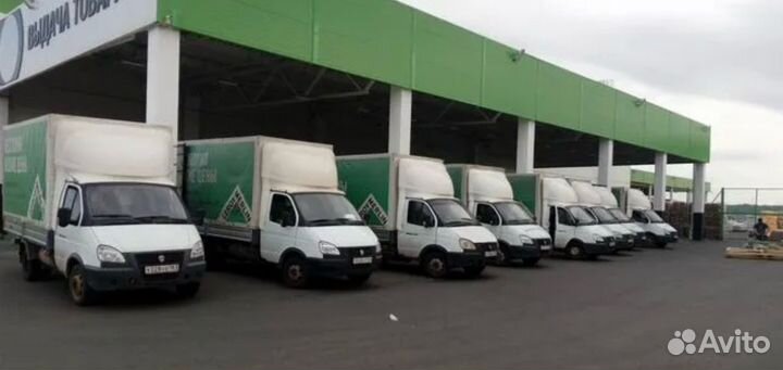 Водитель с личным грузовым автомобилем