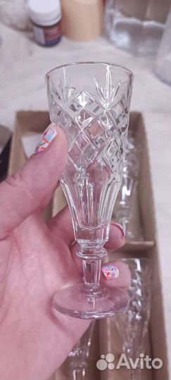 Рюмки на ножке