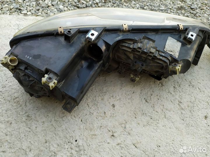 Фары передние на mazda 6 GG оригинал