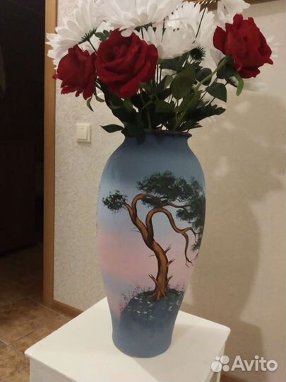 Керамическая ваза для цветов