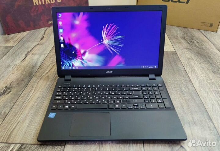 Acer intel x5-8000/4GB/HD Graphics/500GB