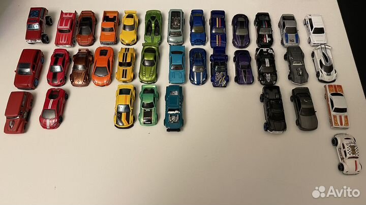 Hot wheels машинки