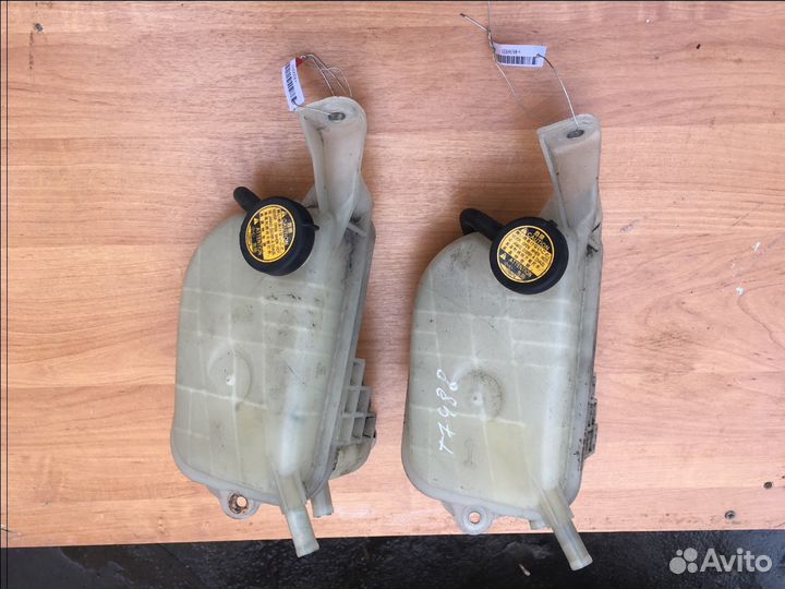 Расширительный Бачок Toyota Auris Тойота Аурис