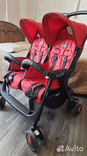 Коляска для двойни peg perego