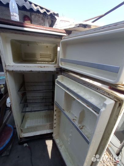 Холодильник