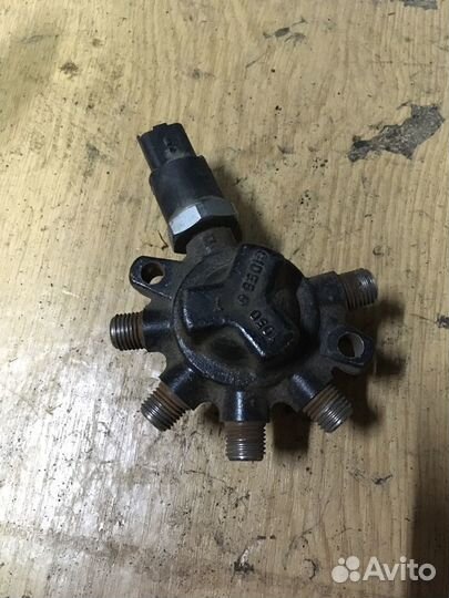 Топливная Рампа Ford 1.8tdci