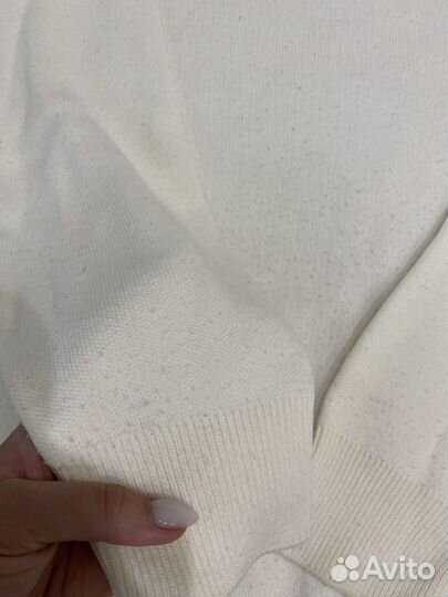 Свитер