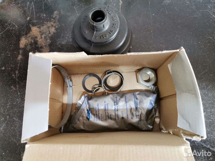 Пыльник шруса новый пассат В2, ауди 80