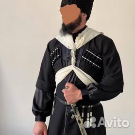 Доспехи Кадырова оказались национальным чеченским костюмом. ФОТО