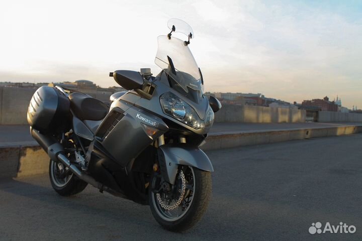 Kawasaki GTR 1400 (concours 14)