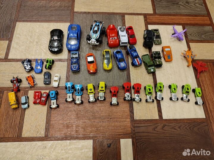 Игрушки машинки пакетом