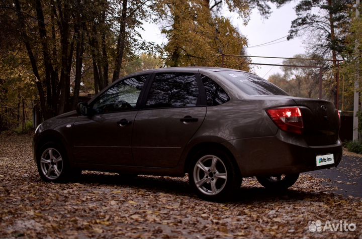 LADA Granta 1.6 МТ, 2014, 165 000 км