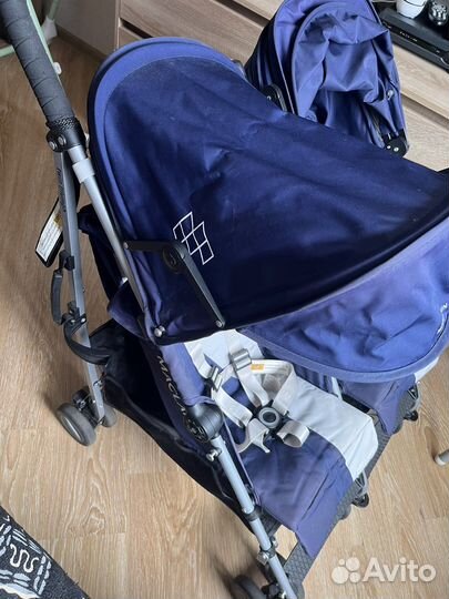 Коляска для двойни maclaren