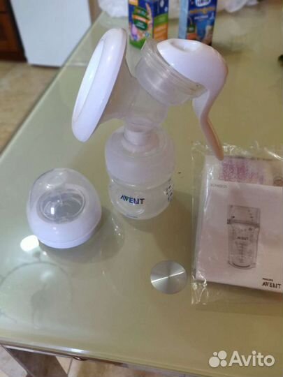 Молокоотсос Avent comfort