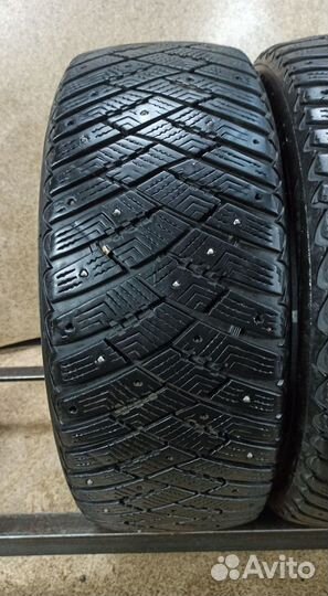 Goodyear Ultragrip Ice Arctic 215/55 R17 100Z