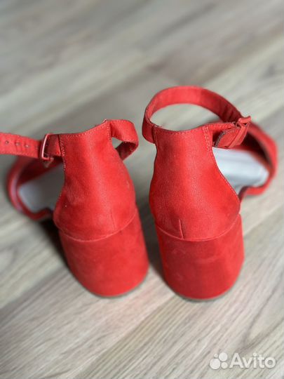 Туфли женские